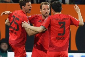 一场3-1逆转，让拜仁甩开药厂9分！31岁凯恩时来运转，双冠王有望