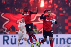 英超三豪门竞逐德甲锋霸！曼联领先纽卡、阿森纳