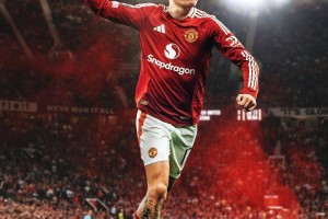 曝曼联卖加纳乔降价到5000万！球迷嫌弃悍将留队，阿莫林青睐原因揭晓