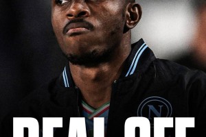 奥斯梅恩索超高薪吓退所有英超队！曼联放弃，签他花费2亿足够买两人