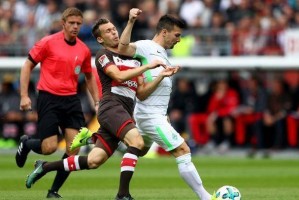 3.29日拜仁慕尼黑对决圣保利：德甲焦点之战前瞻